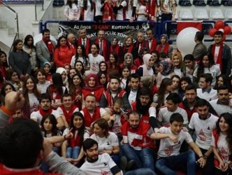 1915 ÜNİTE KAN BAĞIŞI YAPILDI