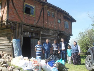 AKYÜZ AİLESİNE YARDIMLAR ULAŞTI