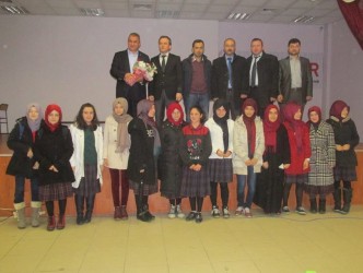MÜNİR ARIKAN   ÖĞRENCİLERE BAŞARI VE MOTİVASYON SEMİNERİ  VERDİ.