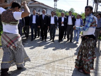 ÇATUROĞLU’NA DAVULLU ZURNALI KARŞILAMA