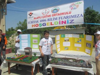 ÇATAK ORTA OKULUNDA  BİLİM FUARI AÇILDI