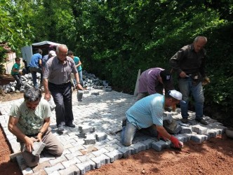 İMECE USULU YOLLARINI YAPTILAR