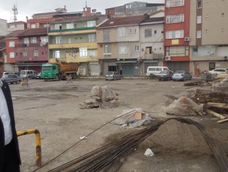 ALAPLI’DA MİTİNG ALANI SORUNU