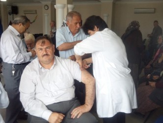 HACI ADAYLARINA AŞI YAPILDI