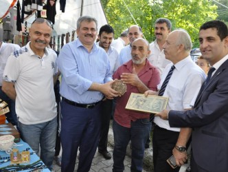 ÇATUROĞLU TÜM İLÇELERİ ZİYARET ETTİ