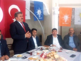 ÇATUROĞLU MUHTARLARLA KAHVALTILI TOPLANTI YAPTI