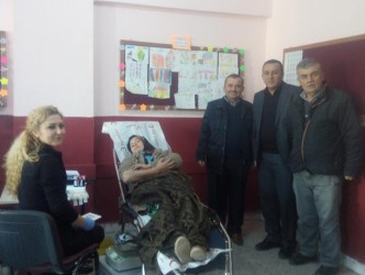 ÇATAK KÖYÜ İLK VE ORTAOKULUNDA KAN BAĞIŞI