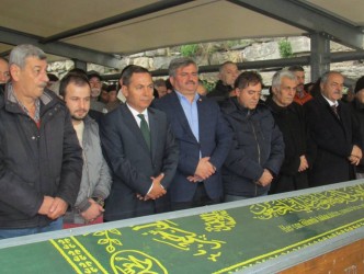 EFSANE MÜDÜR BURHAN SEVİNÇ TOPRAĞA VERİLDİ