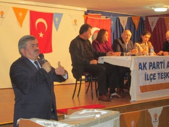 AK PARTİ İLÇE DANIŞMA MECLİSİ TOPLANTISI YAPILDI