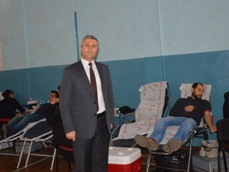 İLKOKULDA KAN BAĞIŞINDA REKOR KIRDILAR