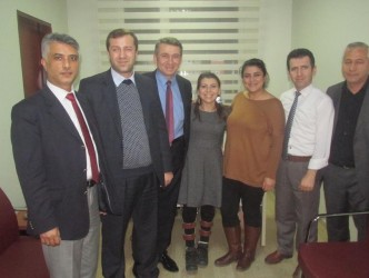 8 KİŞİ ŞEF VE MEMUR OLDU