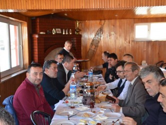 TEKİN GAZETECİLER GÜNÜNÜ KUTLADI