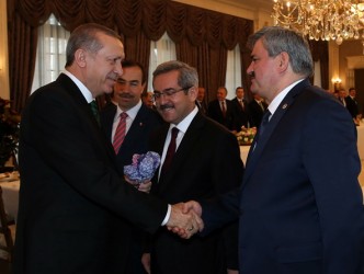 CUMHURBAŞKANI PLAN BÜTÇE KOMİSYONU ÜYELERİNİ AĞIRLADI