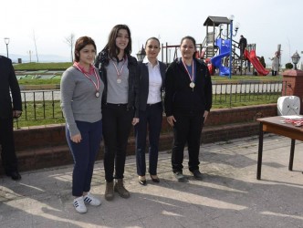 SATRANÇTA  ALAPLI ANADOLU LİSESİ İLÇE BİRİNCİSİ OLDU