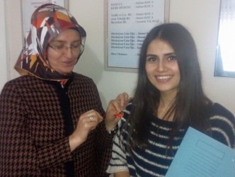 SINAVDA 100 TAM PUAN ALANLARA ÇEYREK ALTIN HEDİYE
