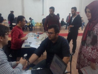 ALAPLI MYO KAN BAĞIŞI KAMPANYASI DÜZENLEDİ