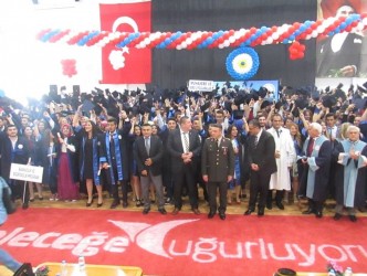 ALAPLI MYO MEZUNİYET TÖRENİ