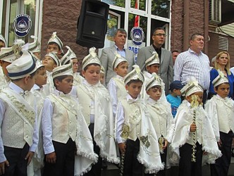 60 ÇOCUK SÜNNET OLDU