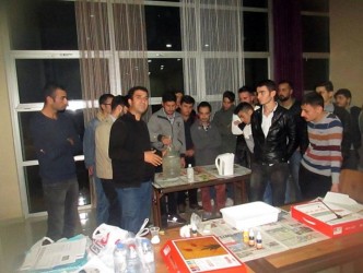 YURTTA KALAN ÖĞRENCİLER İÇİN KURS AÇTILAR