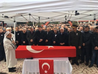 ŞEHİDİMİZİ BİNLERCE KİŞİ UĞURLADI