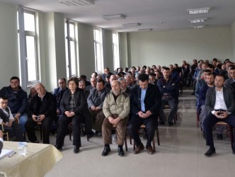 YIĞILCA BELEDİYE BAŞKANI ESNAFLARI DİNLEDİ