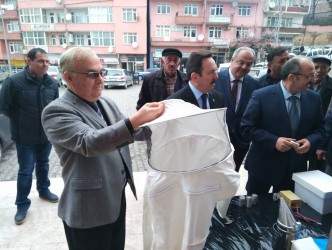 ALAPLI’DA ORGANİK ARICIYA MALZEME VERİLDİ
