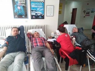ALAPLI MİLLİ EĞİTİMDEN KAN BAĞIŞI KAMPANYASI