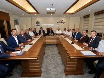 KÜLTÜR BAKANINI ZİYARET ETTİLER