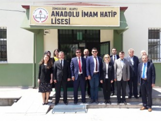 ALAPLI ANADOLU İMAM HATİP LİSESİ BÖLGE ÖDÜLÜNE LAYIK GÖRÜLDÜ