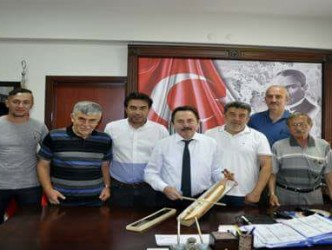 GAZETECİLER KAYMAKAMI ZİYARET ETTİ