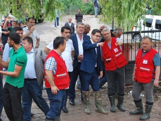 SARIKADI KÖYÜNDE HASAR TESPİTİNE BAŞLANDI