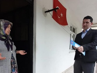 KÖY İMAMI KÖYDEKİ YAŞLILARI ZİYARET EDİYOR