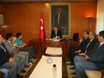 Proje yarışması birincisi Valiyi ziyaret etti